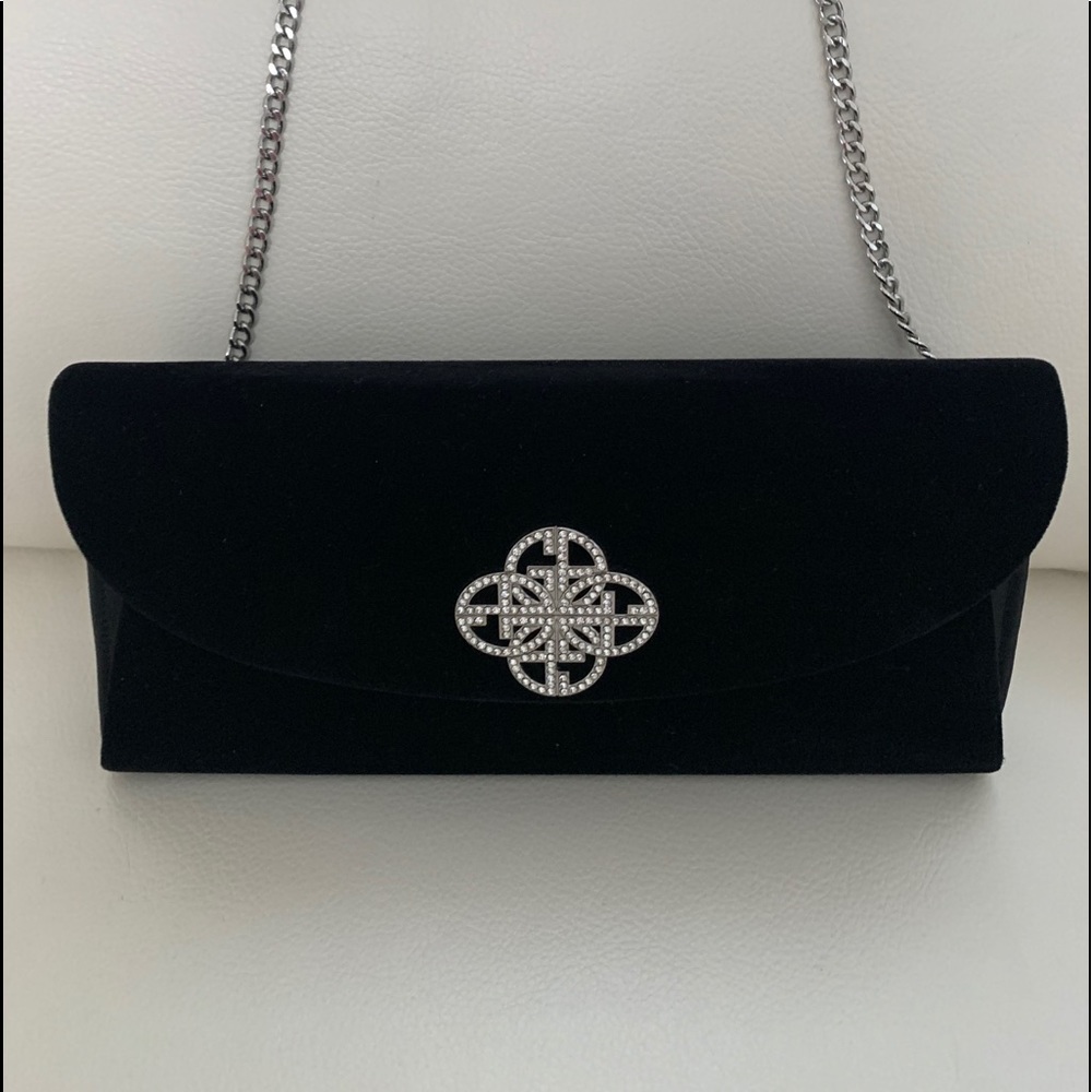 Giani Bernini Velvet Logo Clutch In Black/Silver
